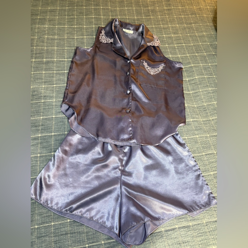 Mystique Intimates Purple Satin Pajama Set Small Lace Appliqué Matching set